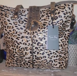 Myra leopard bag